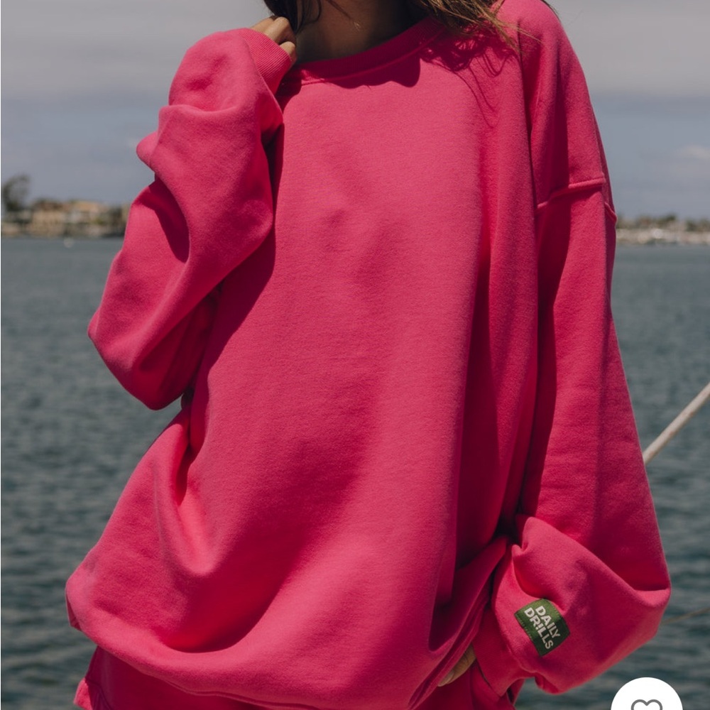 Daily Drills Unisex Oversized Crew - Hot Shot XS/S